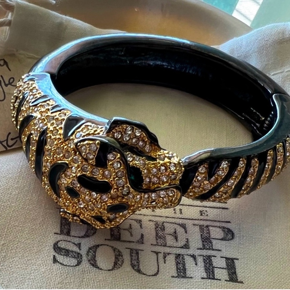 MADE IN THE DEEP SOUTH 1950s Tiger Bangle Black Gold Medium